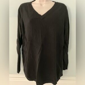 Belle by Kim Gravel lightweight knit sweater black V neck minimalist Lagenlook L